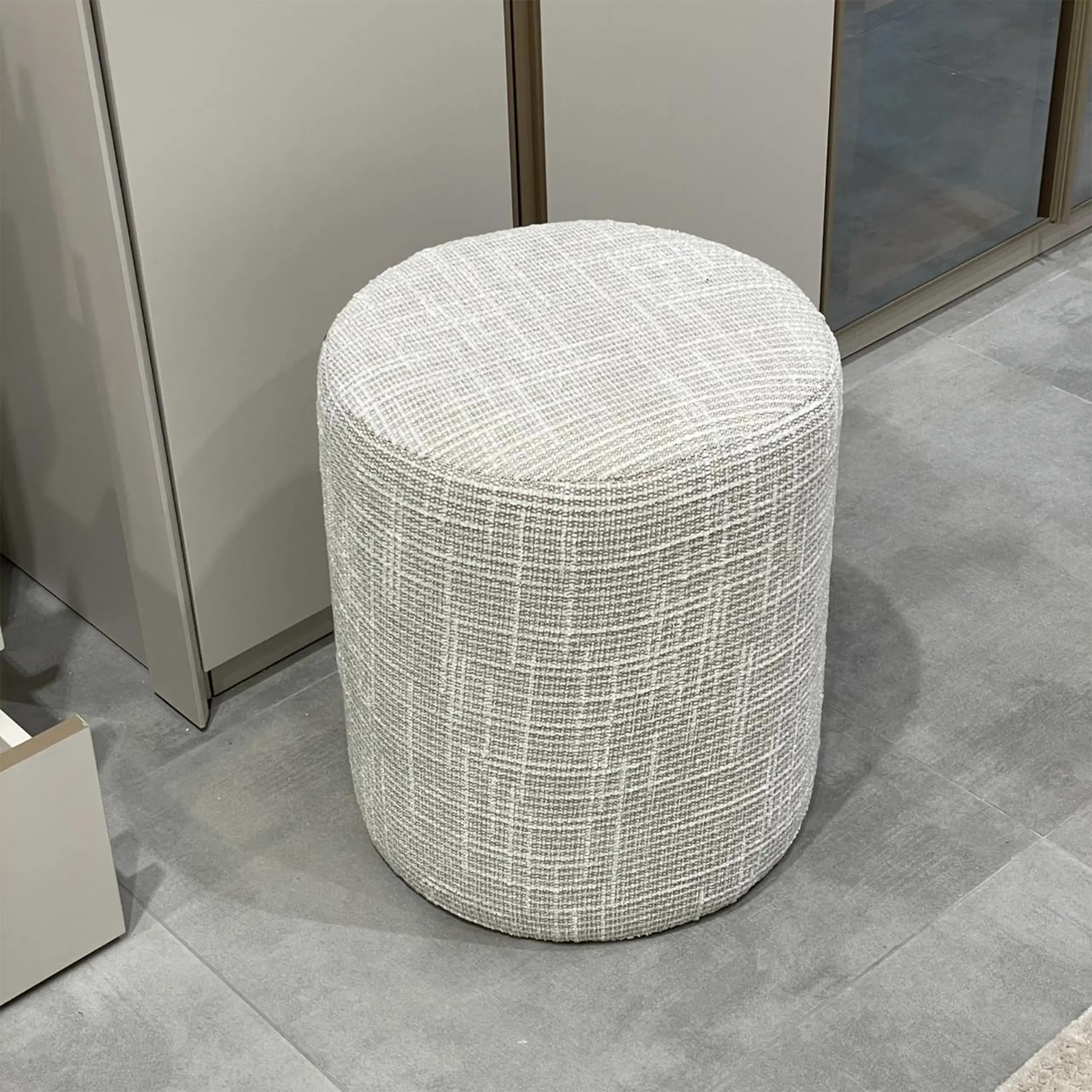 Velar Pouf Dis United Furniture