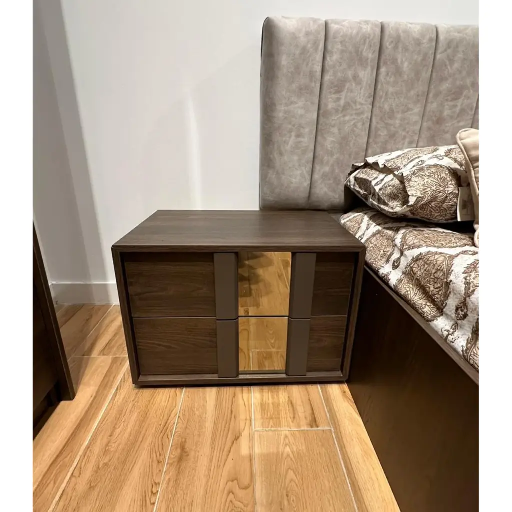 Boss Night Stand Left Dis United Furniture