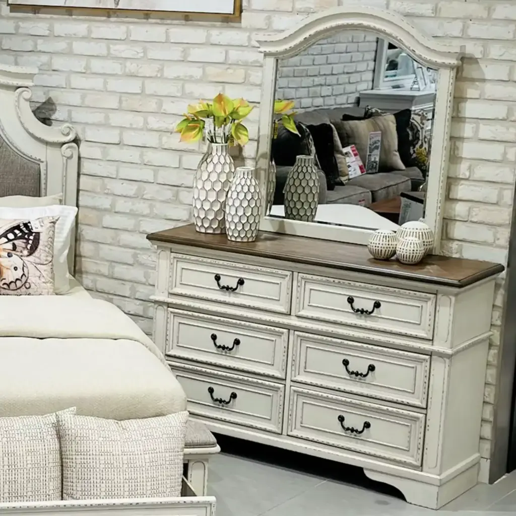 Realyn Dresser Scaled United Furniture