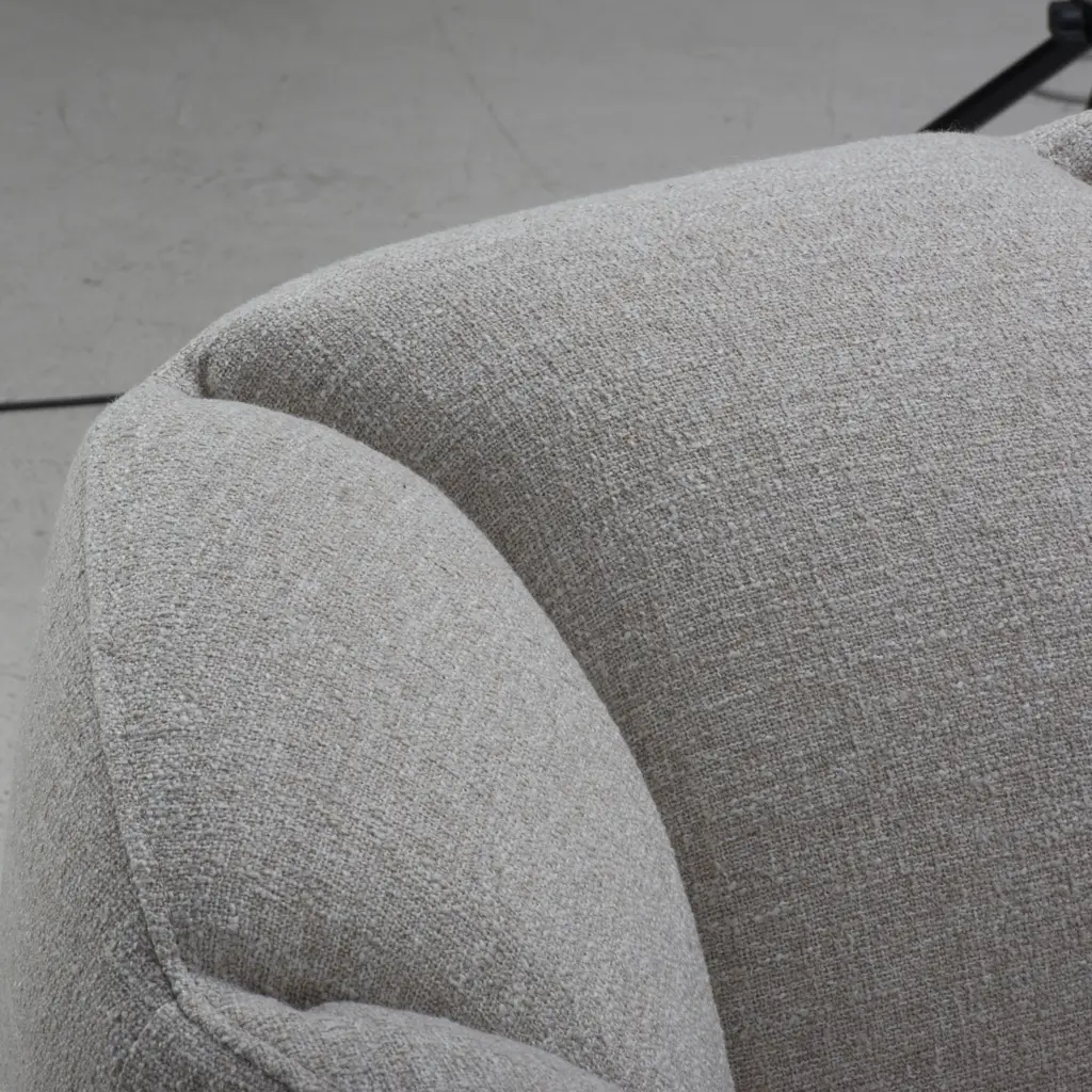 Hilton Swivel Single Chair Hilton Swivel Single Chair - Thumbnail Image 7